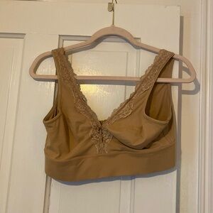 SOMA Women’s Embraceable Wireless Unlined Bra